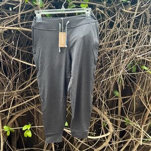 Women Patagonia joggers